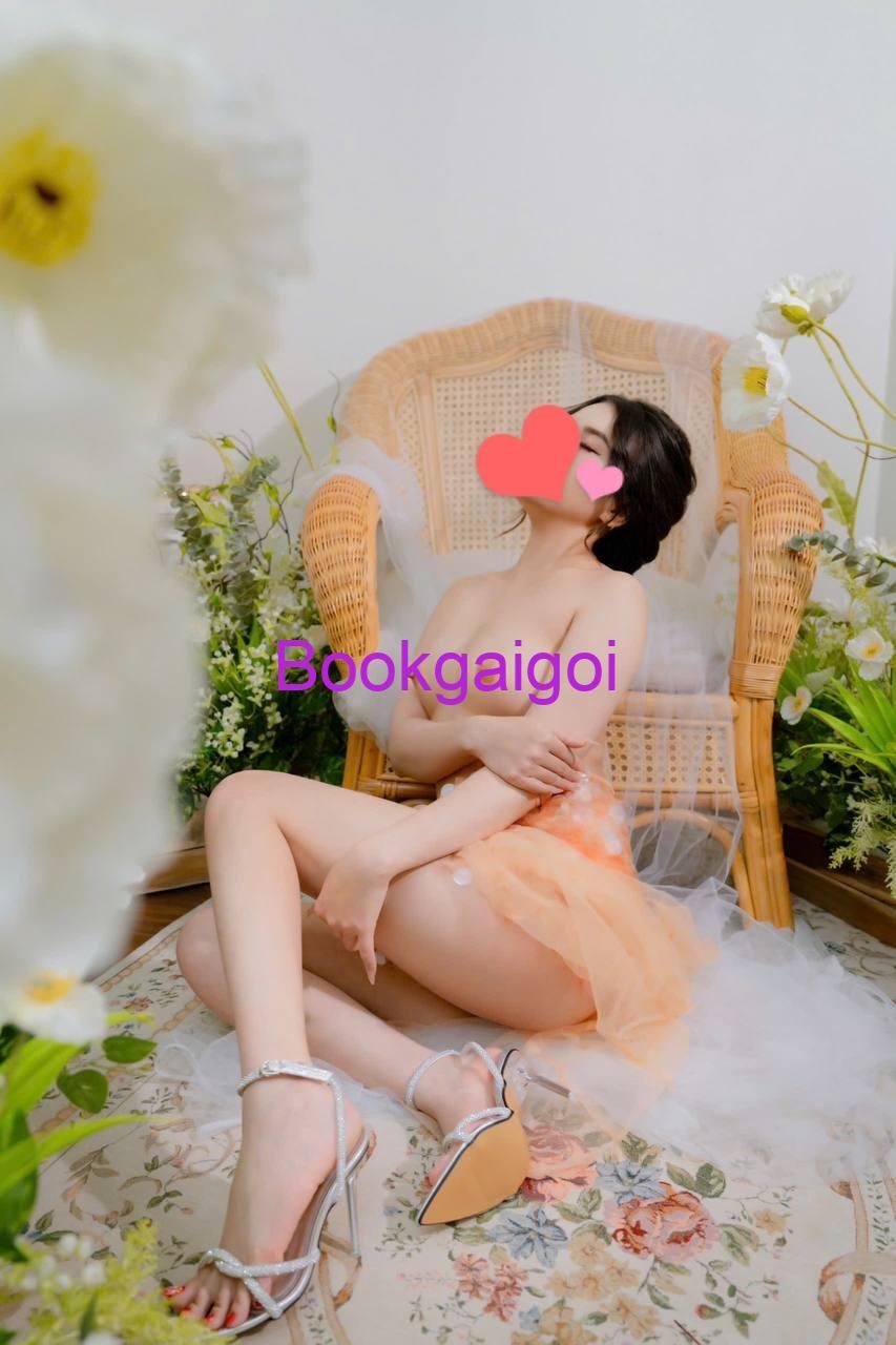 Linh Linh 2k2 – Gương Mặt Thanh Tú, Nét Đẹp Trẻ Trung Đầy Cuốn Hút (7)